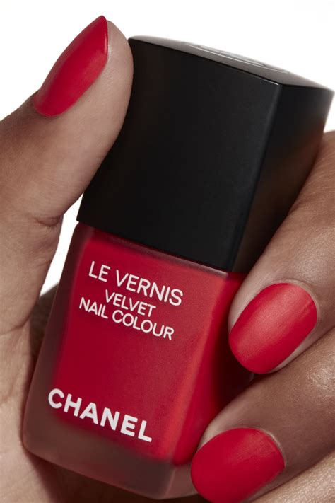 chanel velvet nail polish|chanel nail polish for runway.